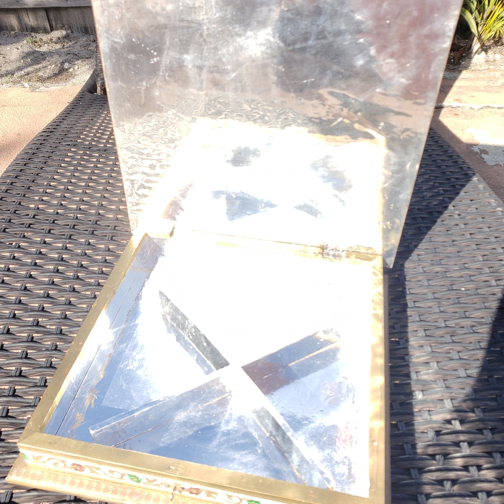 Wooden Meenakari Mukhwas Box Dry Fruit Box 10”x 10”. - Picture 4 of 8